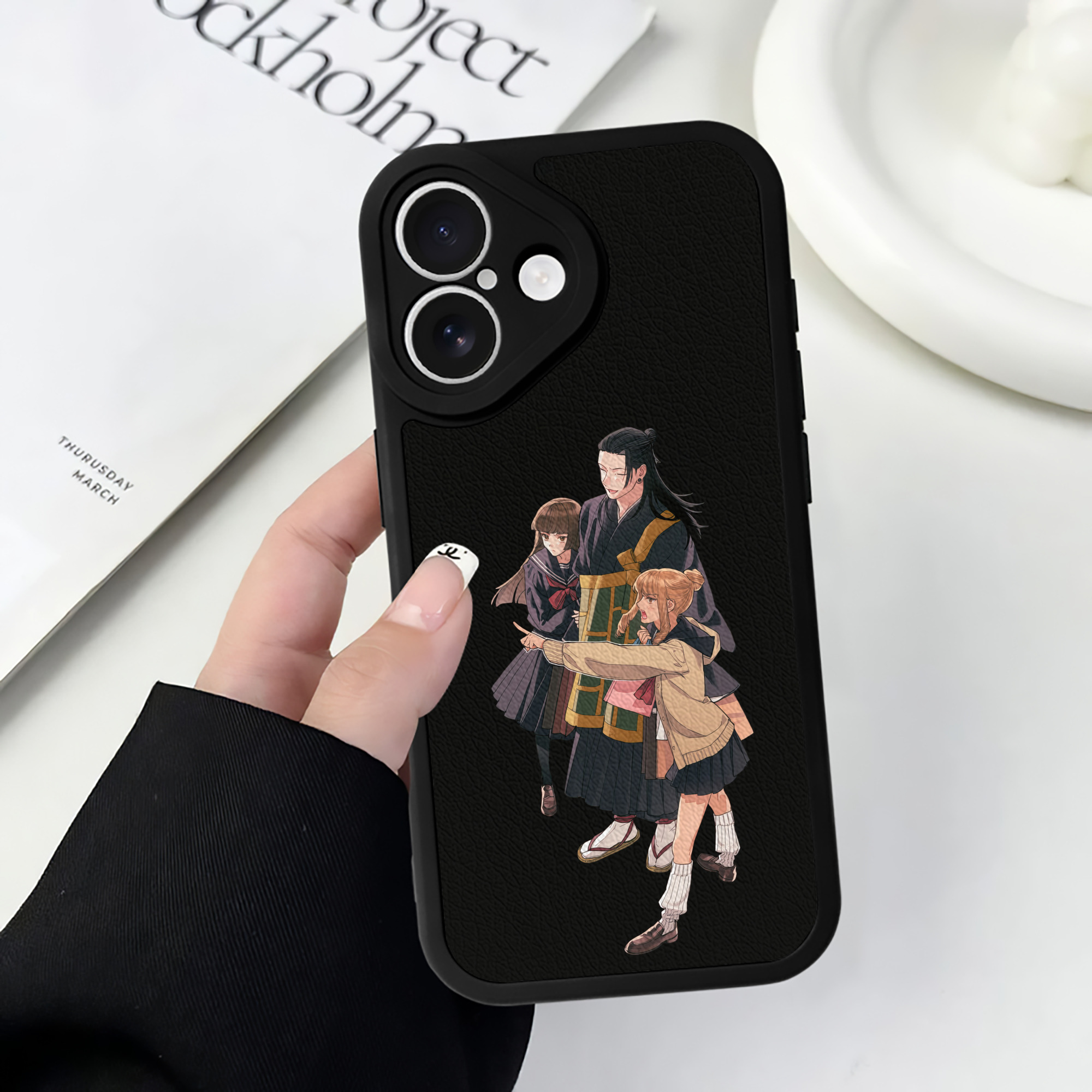 （画像用） 呪術廻戦 Jujutsu Kaisen 【iPhone 16シリーズ対応】シリコンスマホケース（レザー調） 材質：シリコン